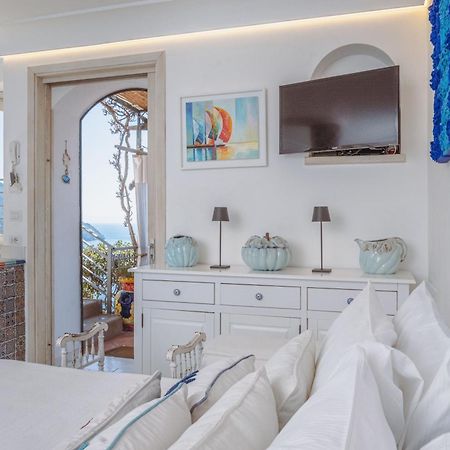 Villapositano Ponente Buitenkant foto
