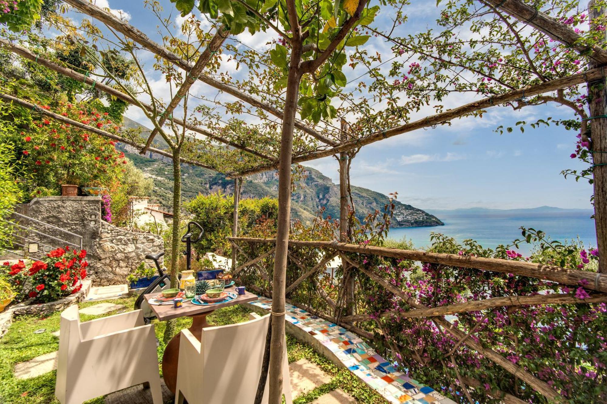 Villapositano Ponente Buitenkant foto